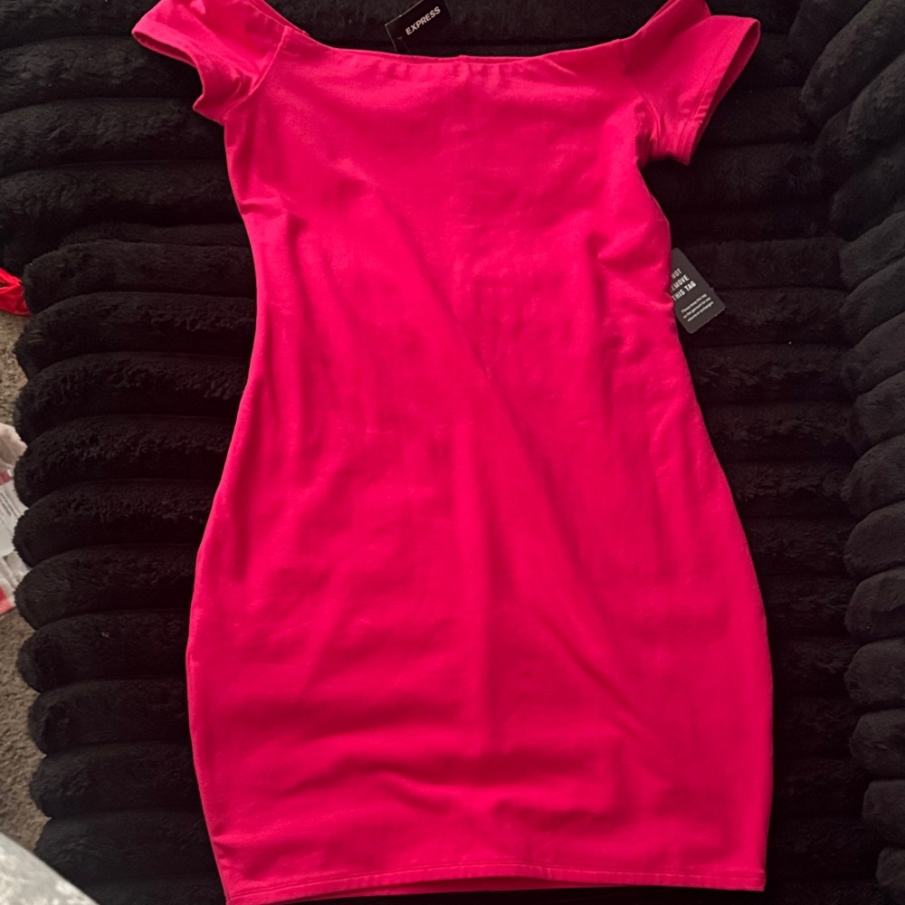 Express Fuchsia Off-Shoulder Bodycon Mini Dress